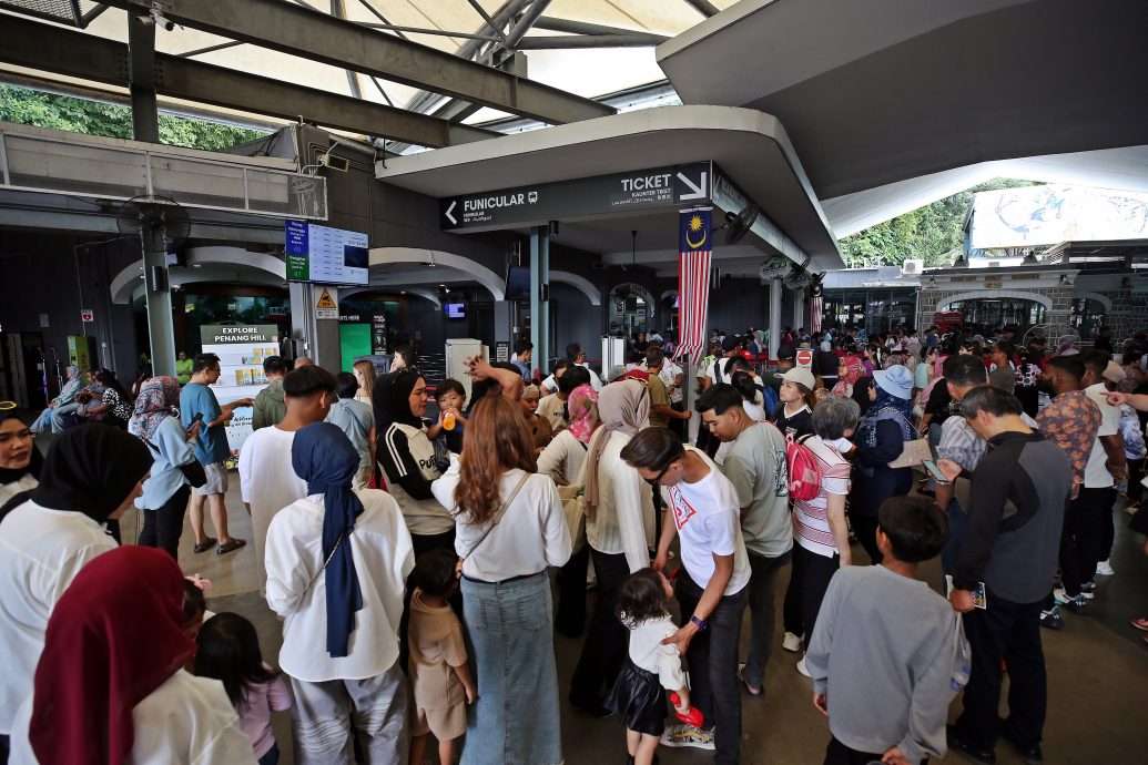 （大北马）画页：连假4天，槟城旅游胜地人潮多