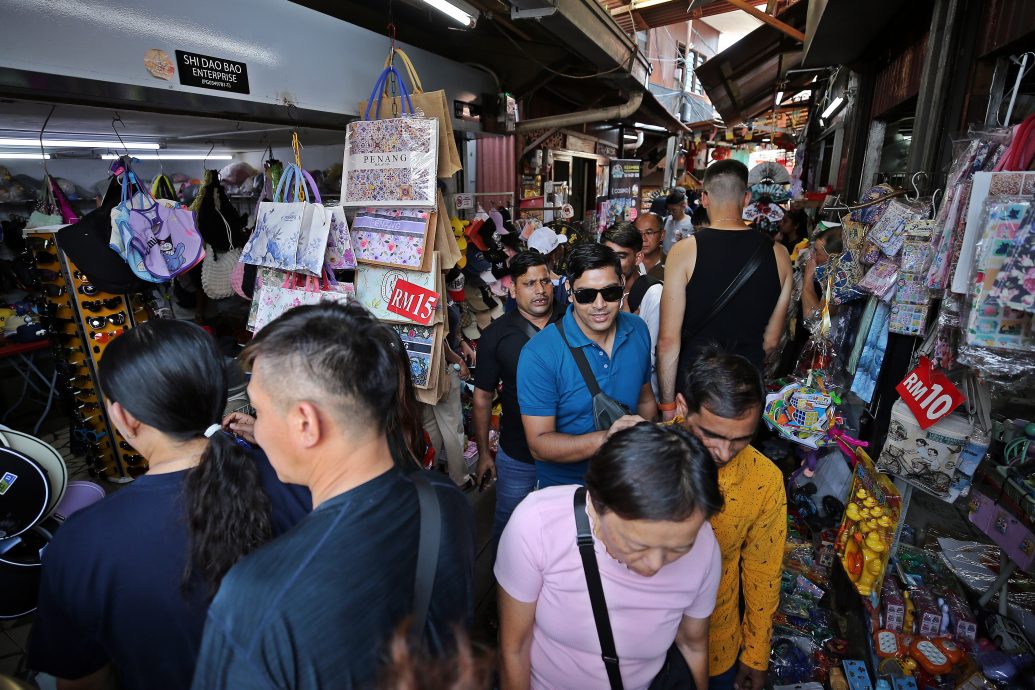 （大北马）画页：连假4天，槟城旅游胜地人潮多