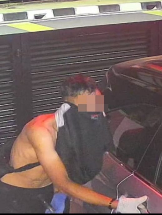 （大北马）轿车未上锁引窃贼