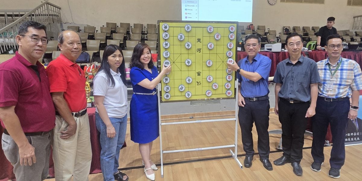 (大北马)黄汉伟拨款5000令吉,支持“杨珍亮杯”象棋公开赛