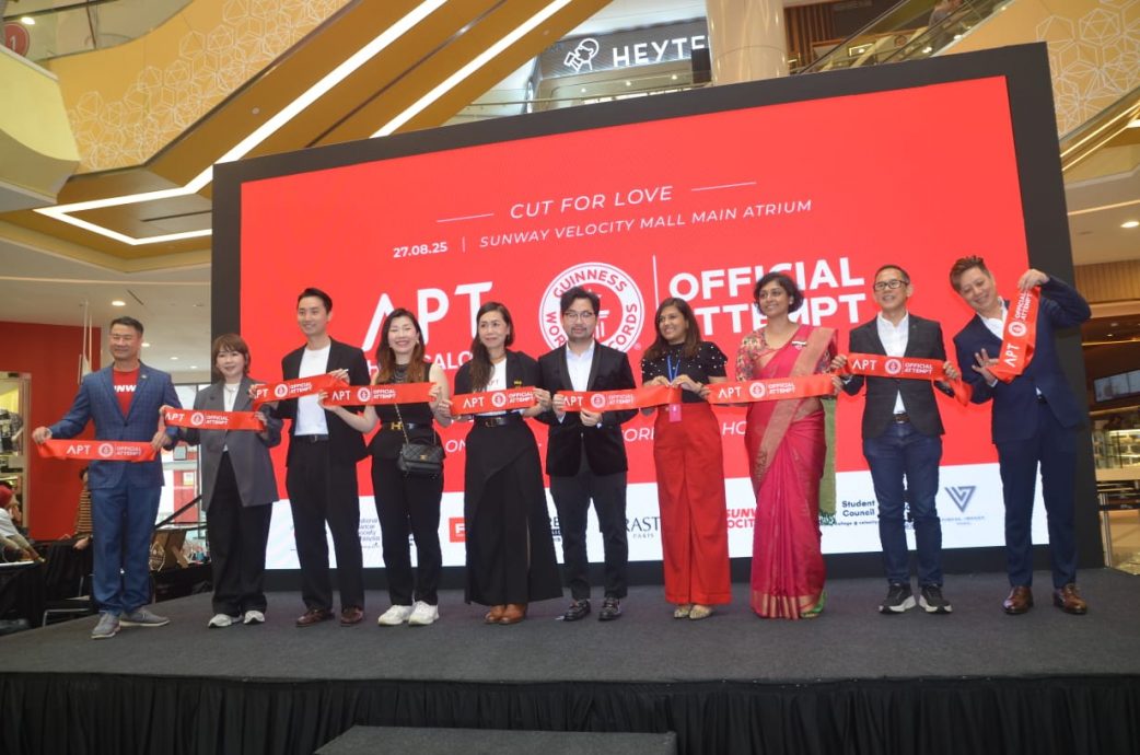（大都会）APT慈善义剪活动 破健力士记录筹1万8400令吉／4图
