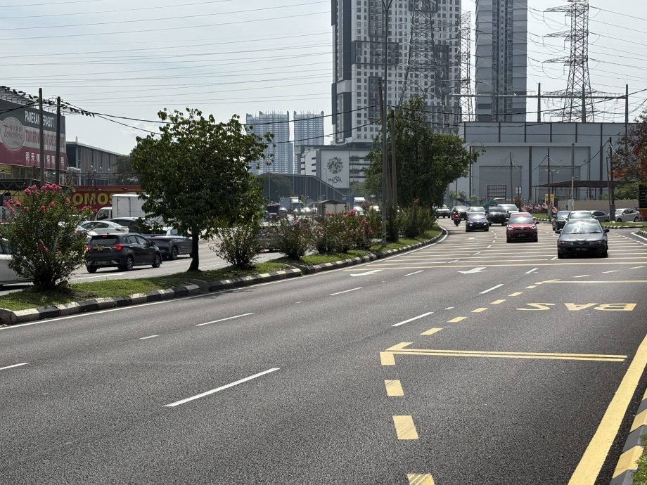 (大都会)余保凭促请DBKL重设路障与增路面标记以预防车祸/4图