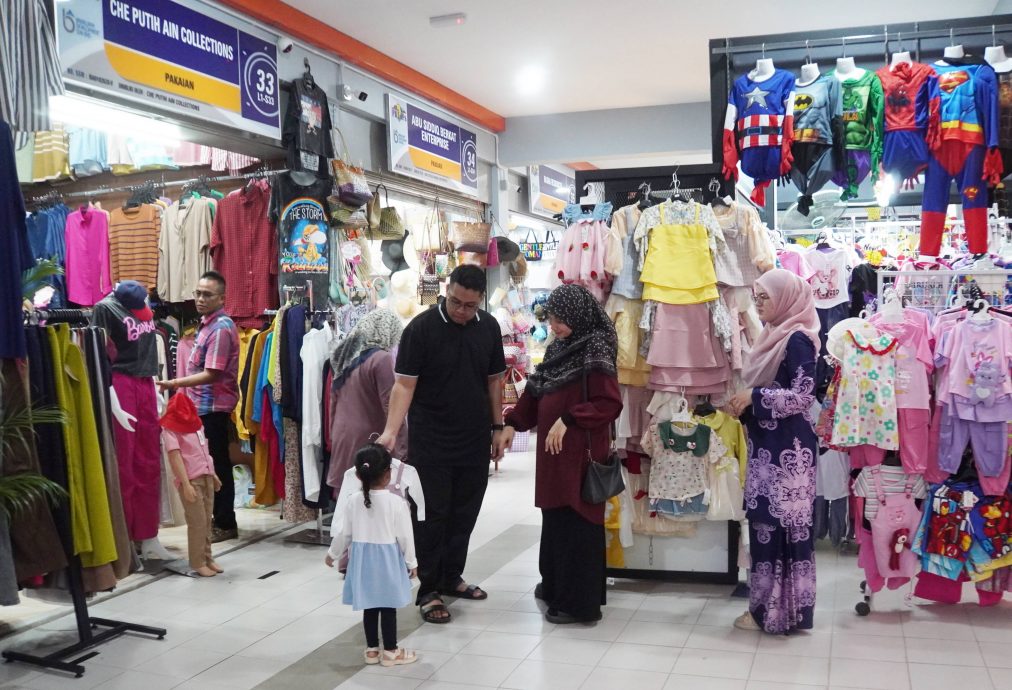 （已签发/全国版）出外旅游 请顾好孩子  妇女：“我孩子险被拐带”