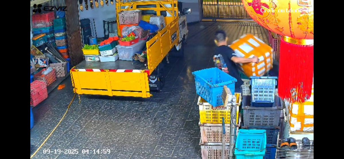 （已签发）大都会/公司油棕渣样品也被偷 事主：好气又好笑