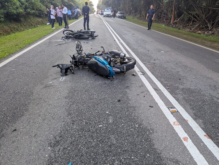 （已签发）柔：2摩托与汽车罗里连环撞 17岁学生当场丧命