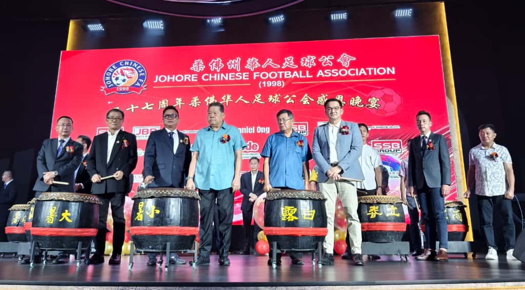 （已签发）柔：**可版头**柔华人足球公会拟耗300万   巴西古当购置会所与球场