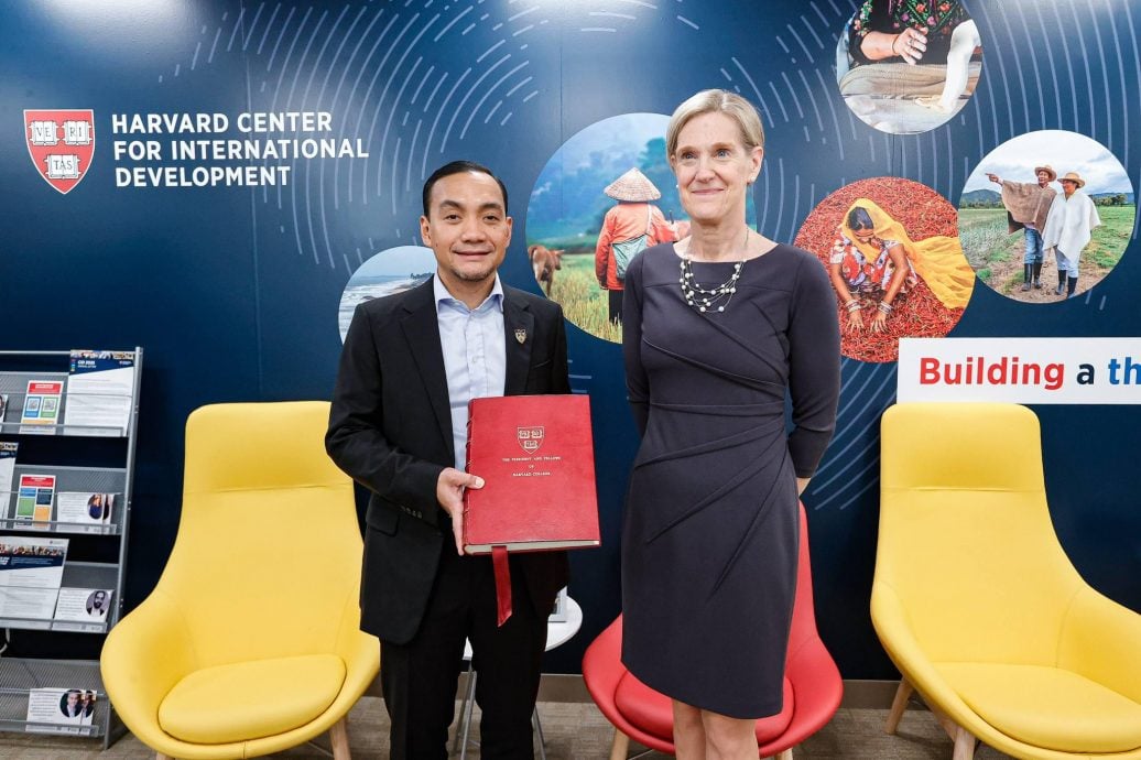 柔州政府与哈佛合作   探特区案例研究与高管教育课程