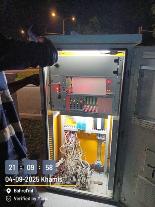 (已签发)柔:封面特稿:新山市政厅全面升级交通灯系统 冀望“塞塞塞”变成“通通通”