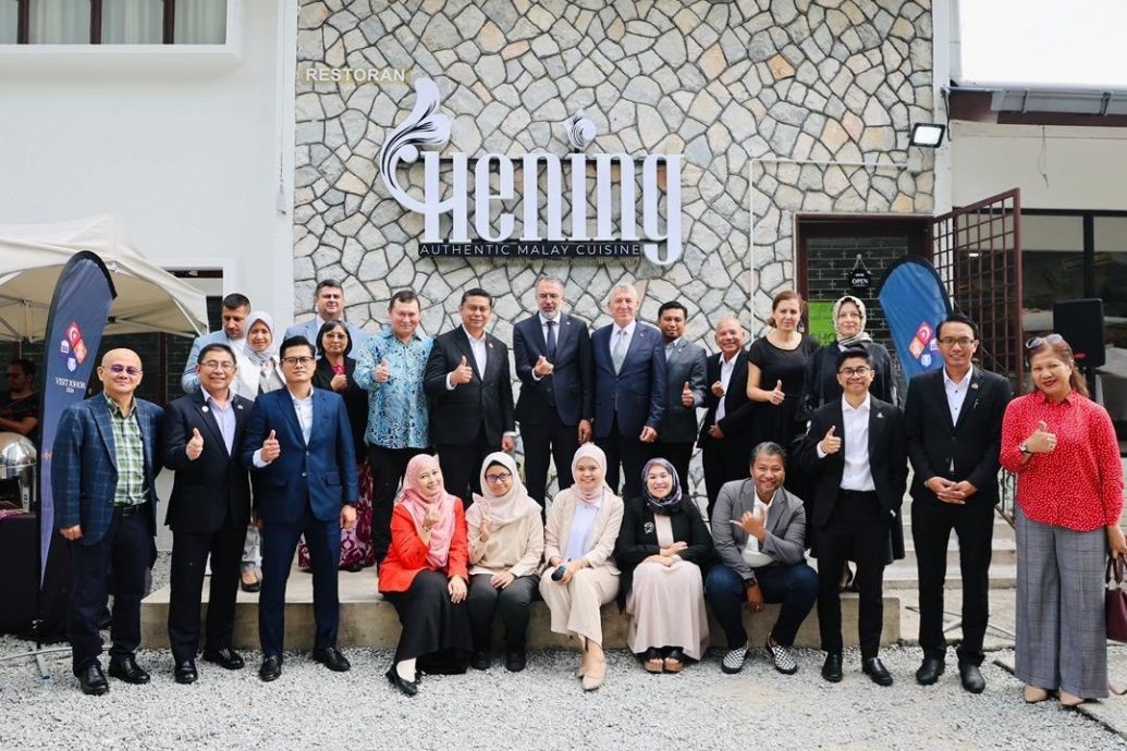 (已签发)柔:新山市长与土耳其代表 洽谈旅游合作项目