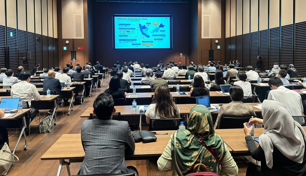 (已签发)柔:李廷汉:获日银行支持 加速柔新经济特区发展