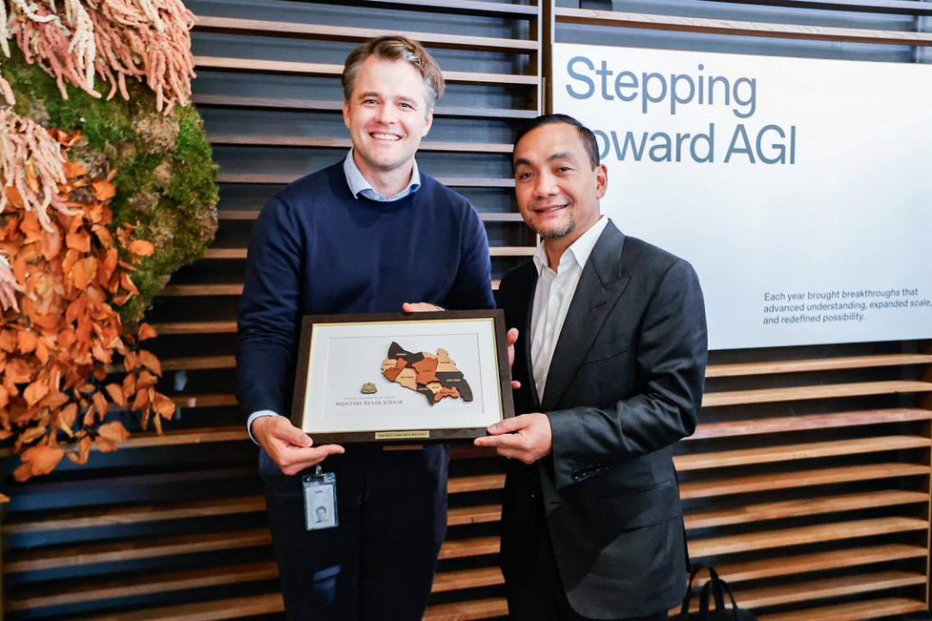 (已签发)柔:柔代表团完成美国访问 大臣有信心柔成投资者首选