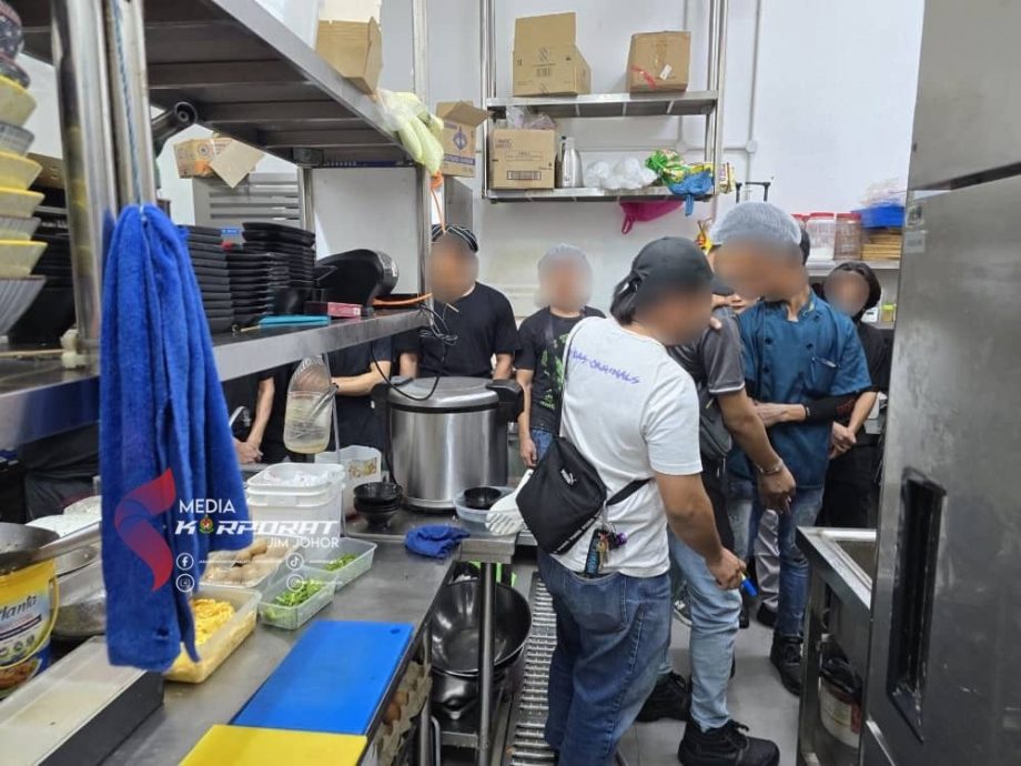 柔移民局突击6食肆 捕58人包括3本地男子