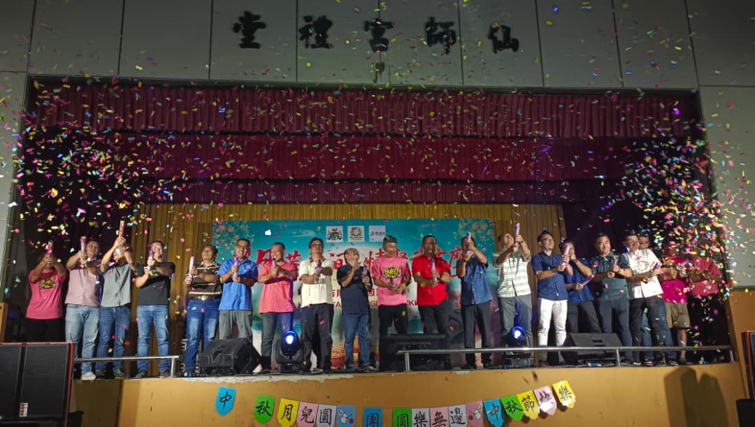 （已签发）柔：武吉摩中秋园游会   获社区民众踊跃参与