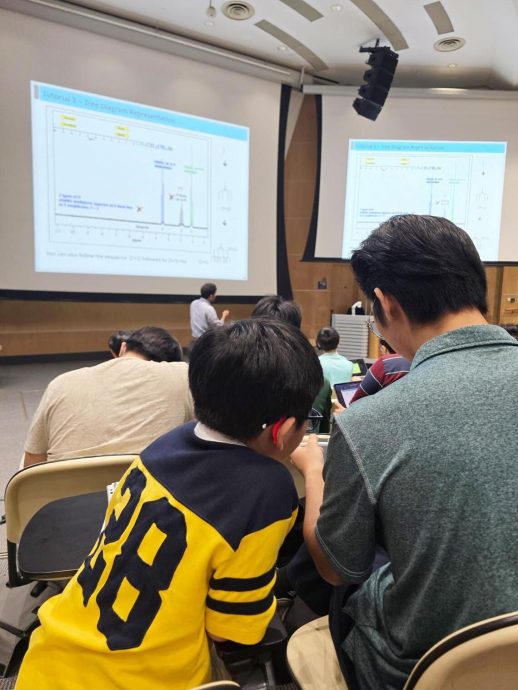 （已签发）柔：狮城二三事：南大讲堂里的小不点 7岁神童想住进校园天天上课