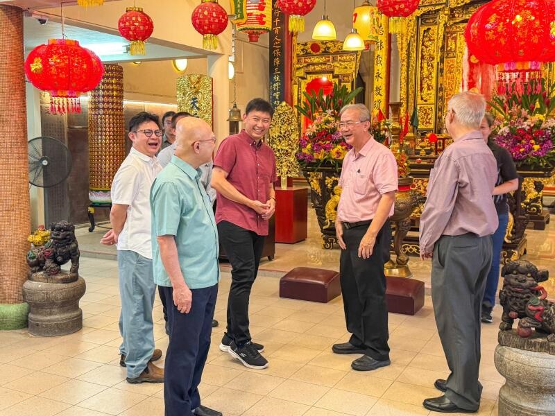 (已签发)柔:狮城二三事:愈多狮城年轻人 想寻根查族谱