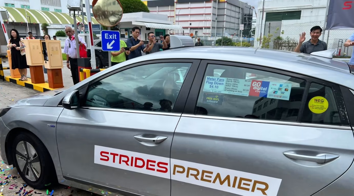 (已签发)柔:狮城二三事:狮城再有德士公司参与 推出往新山跨境德士预订服务