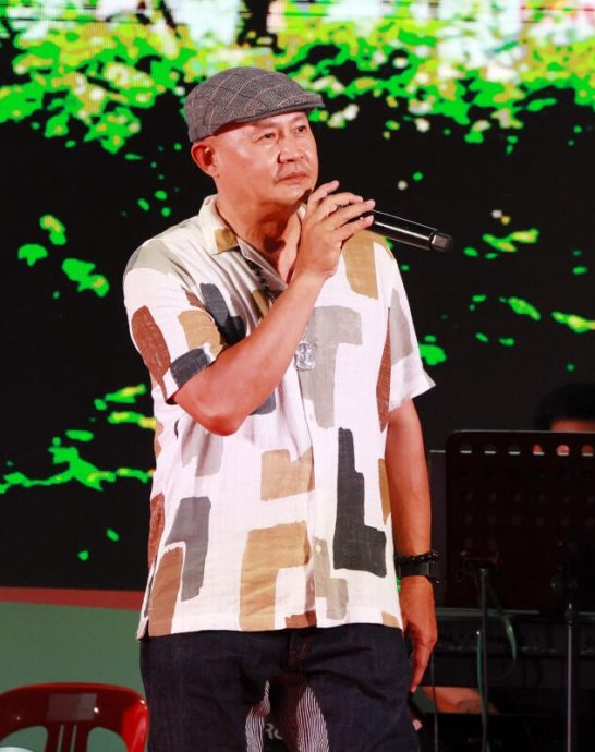 （已签发）柔：狮城二三事：陈天文李佩芬合唱“1799” “洗脑歌”吁公众防诈骗