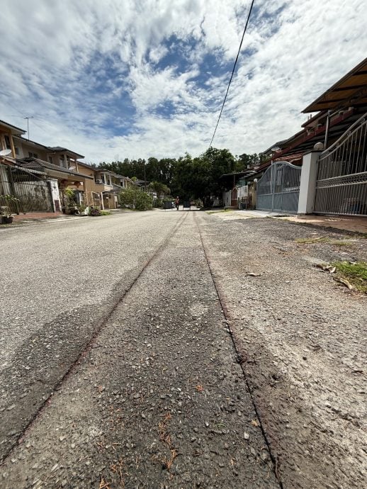 （早报头）大都会:万挠菁乡岭获1450万换水管/7图