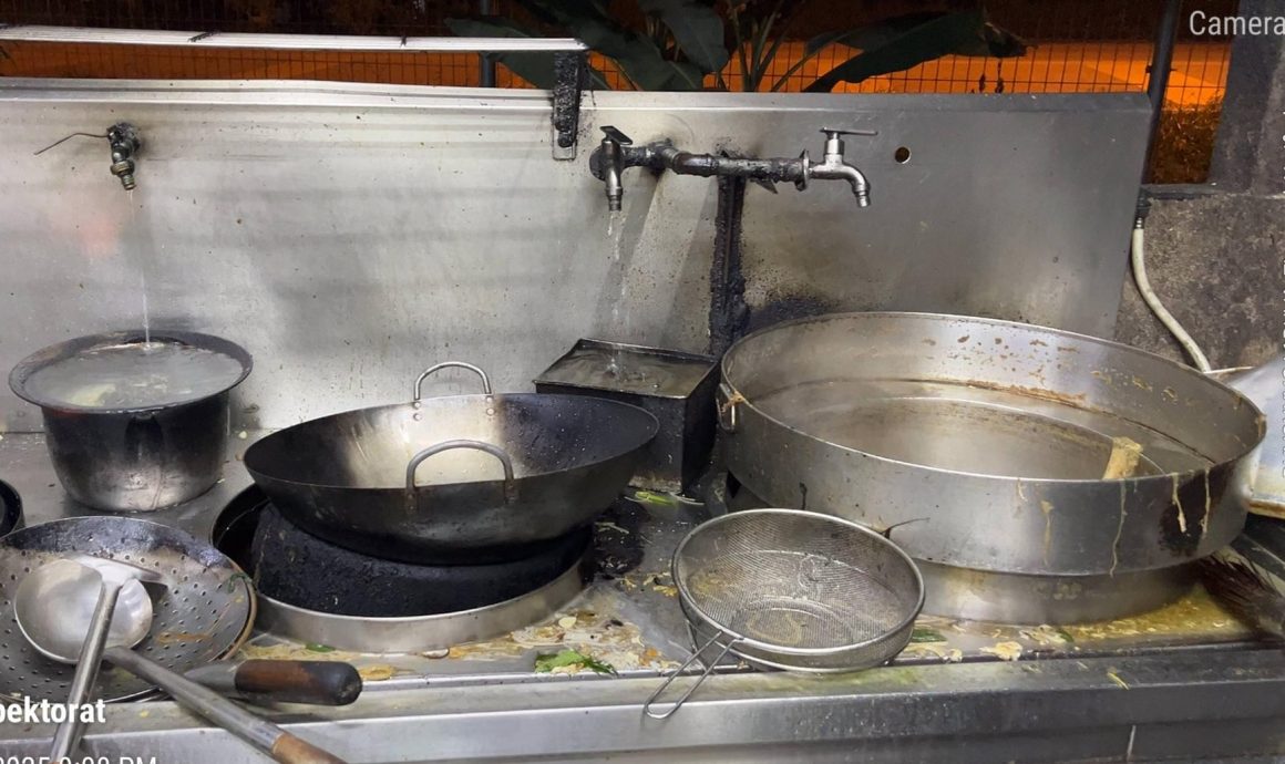 (早报头)大都会:又有餐馆太脏被查封/8图