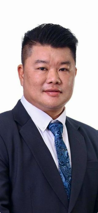 (未签)全国版:船头百年牌楼中文字受质疑!大臣事务官:这些人在制造事端