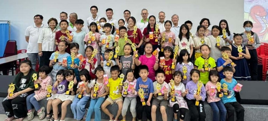 （版4双头之一）大都会/巴生惠安泉港公会青画蛇赛/2图