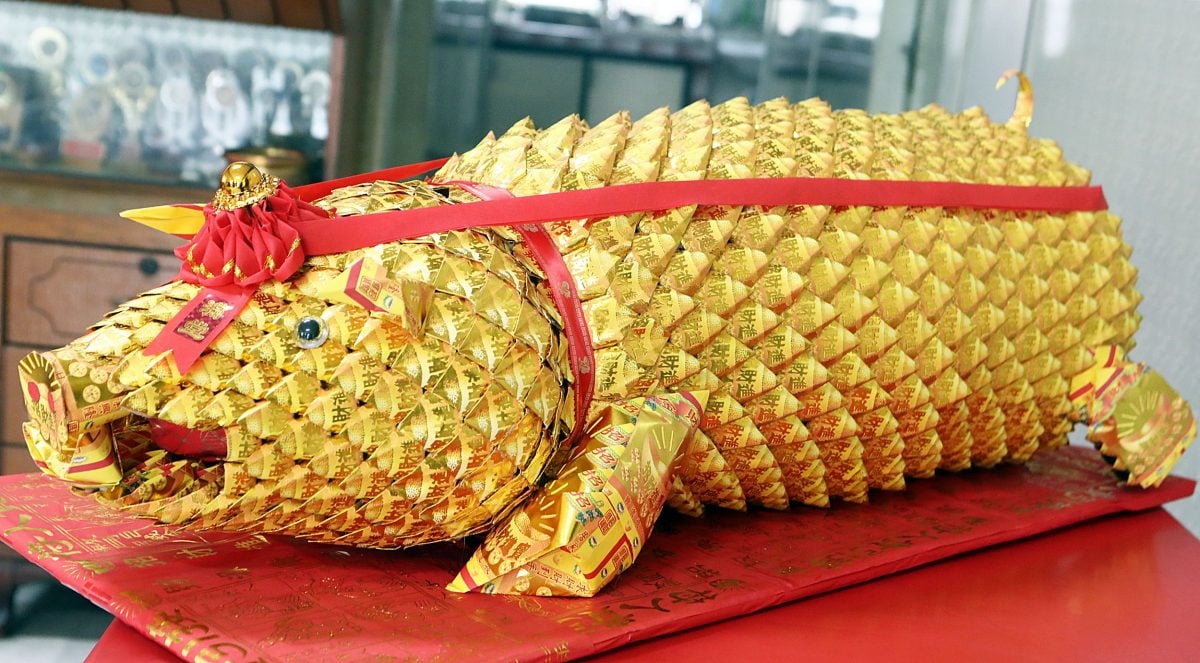 （预编11/9见报）大都会-星洲人VIP—纸扎凤梨也有花样