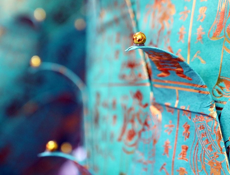 （预编11/9见报）大都会-星洲人VIP—纸扎凤梨也有花样