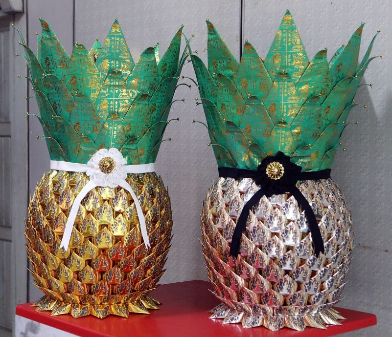 （预编11/9见报）大都会-星洲人VIP—纸扎凤梨也有花样