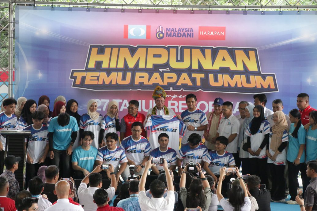 （首相）上阵议席不多没关系   安华：可成为决定性议席