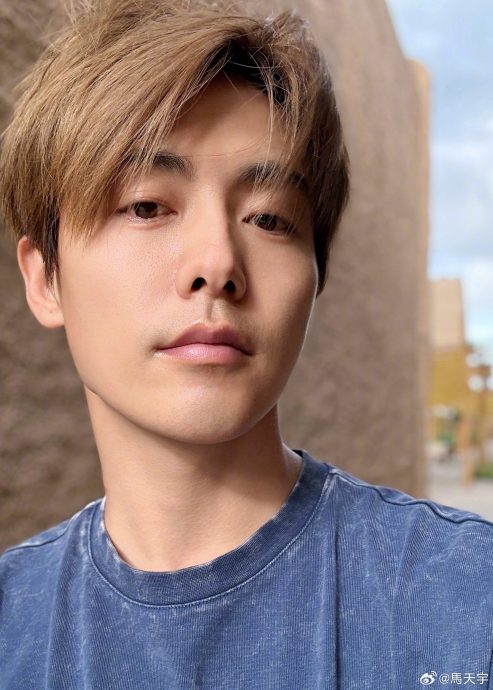 李明德砸车被关6个月 才刚出狱又遭剧组提告