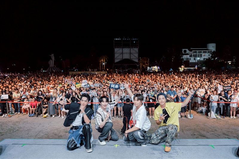 Energy书伟缺席被酸“不重要” 牛奶维护团员霸气反击