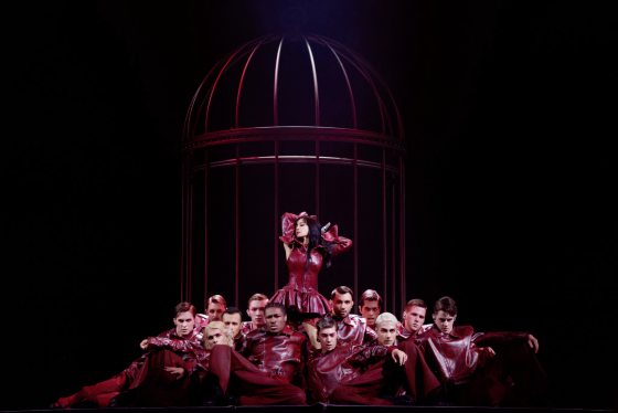 Kinkiyen/蔡依林《Pleasure》专辑评析:突破还是过渡