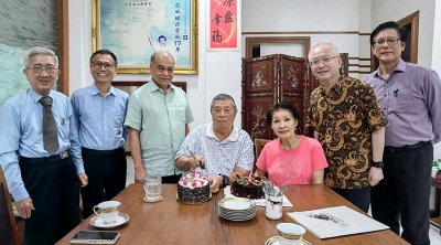 Former MCA president Tun Dr Ling Liong Sik turns 82
