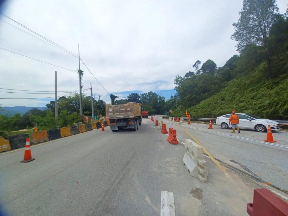 me03主文-大都会/边基兰特丽玛花园EKVE大道桥樑处的路段交通混乱变“虎口”