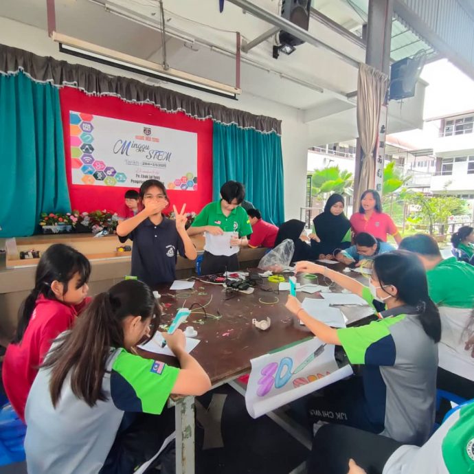 NS年轻人/马口启文中学办年度科学展 激发学生探索热情