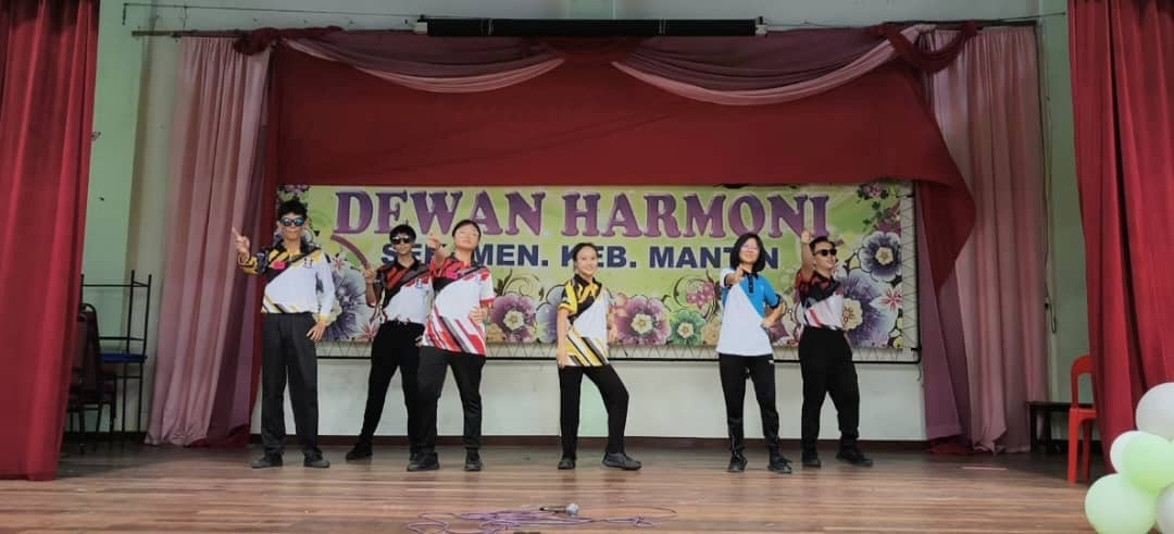 NS年轻人：文丁国中华文学会歌唱比赛 学生展现音乐才华