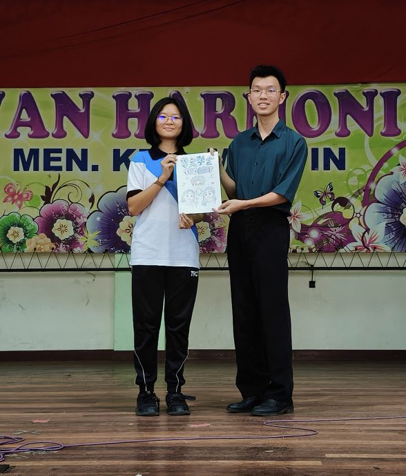 NS年轻人：文丁国中华文学会歌唱比赛 学生展现音乐才华