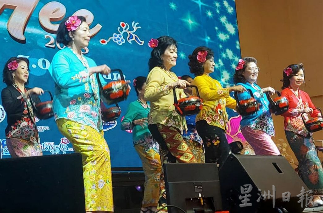 (古城第四版主文)“峇峇娘惹族”列入国民登记局种族栏目的申请大致已被接纳