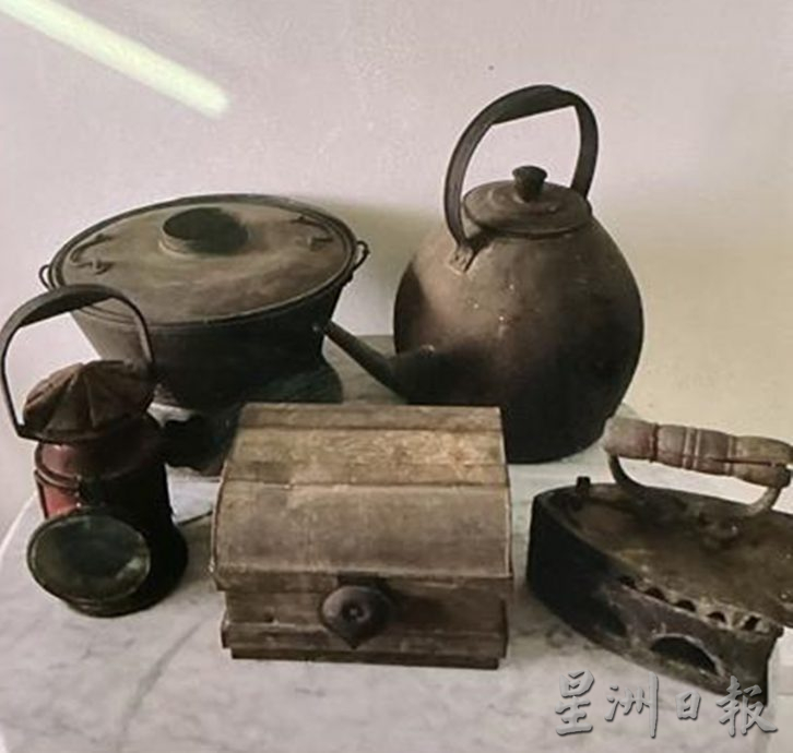 待上网:老店寻踪|霹:3/9(三)见报∕封底主文∕源昌白铁店
