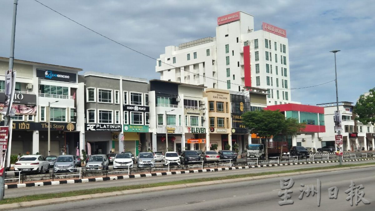 (古城封面主文)哥打拉沙马那再也及哥打沙万达商业中心即日起开始征收停车费