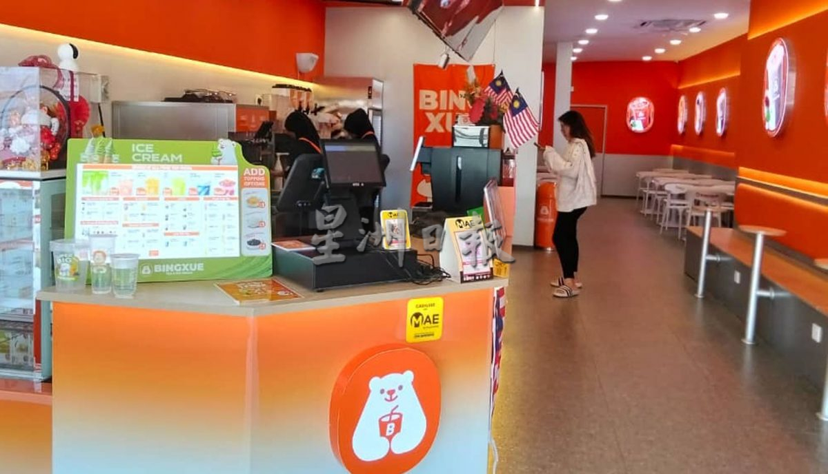 连锁品牌茶饮店进驻乡镇受欢迎