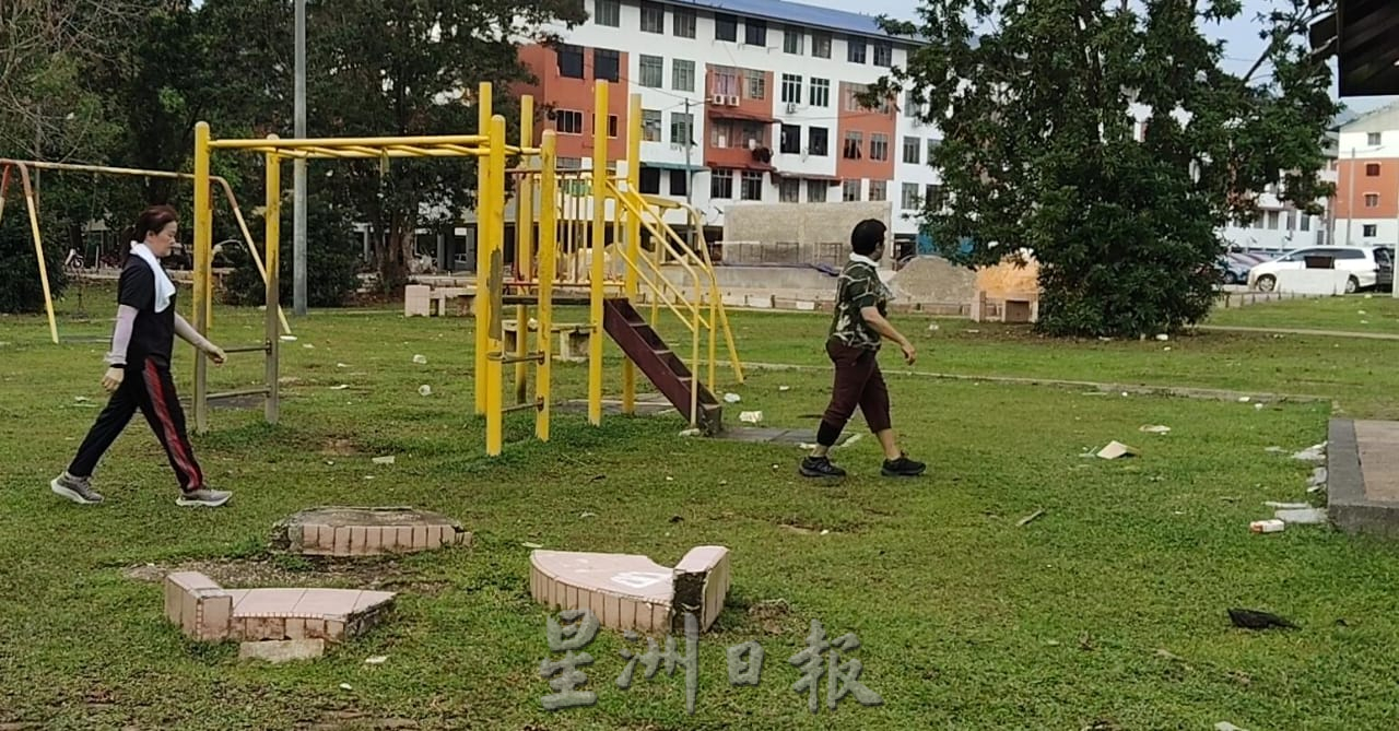 **已签发**柔：第二版头：民生特工队〡邻里公园设施损坏、处处垃圾  张善深：将带入县行动理事会