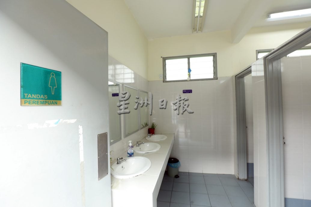 (已签发)大都会/安邦再也市议会拨款50万令吉 提升安邦千百家轻快铁站一带公共设施