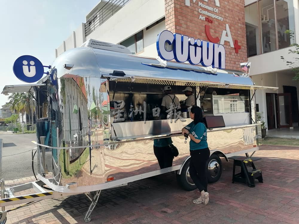 5/9见报《半岛心旅行》“结合文物、艺术、时尚与纺织,苏丹阿末沙王家博物馆待您发掘。”