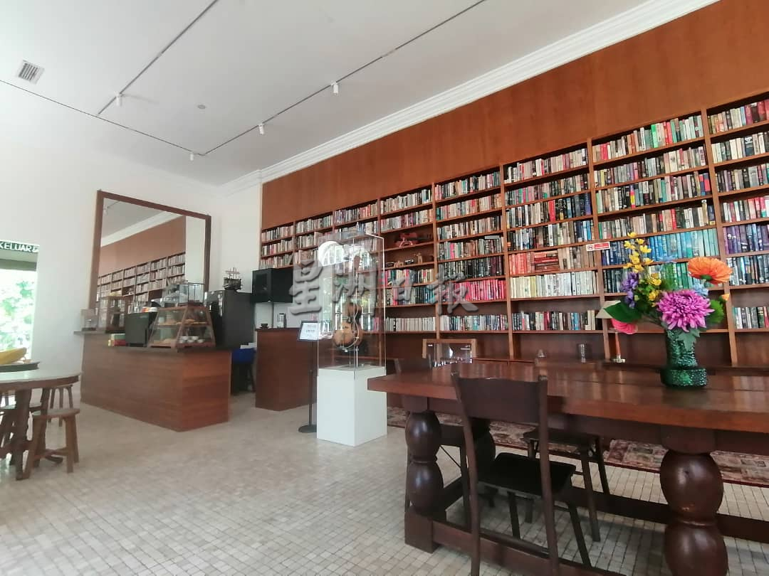 5/9见报《半岛心旅行》“结合文物、艺术、时尚与纺织,苏丹阿末沙王家博物馆待您发掘。”