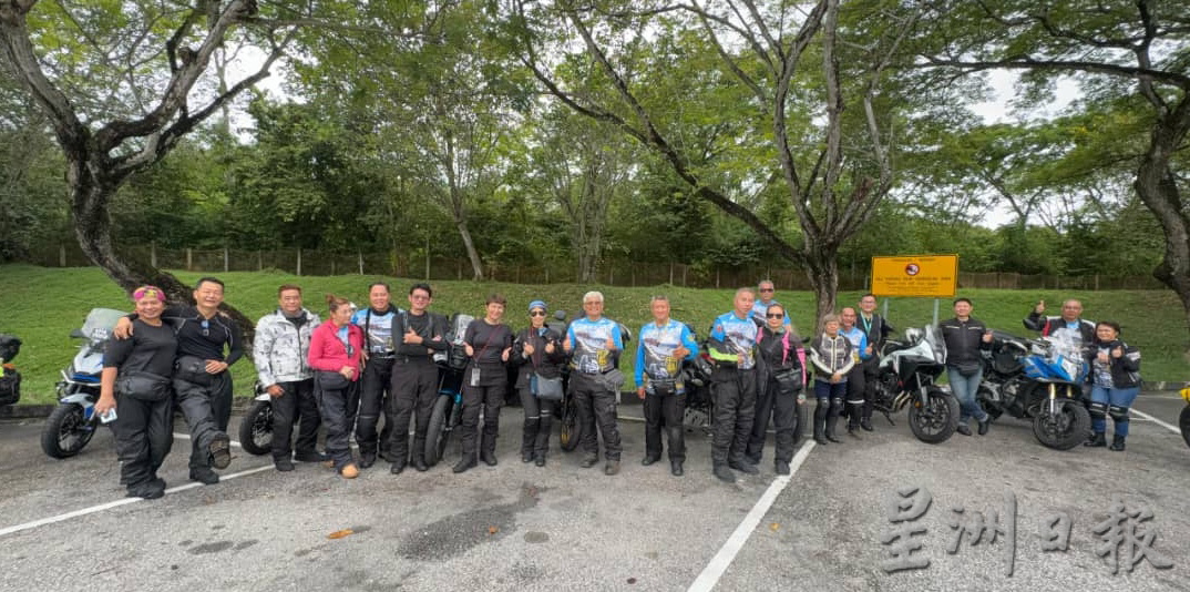 46天跨国摩托游启程 怡摩托车友远征西藏