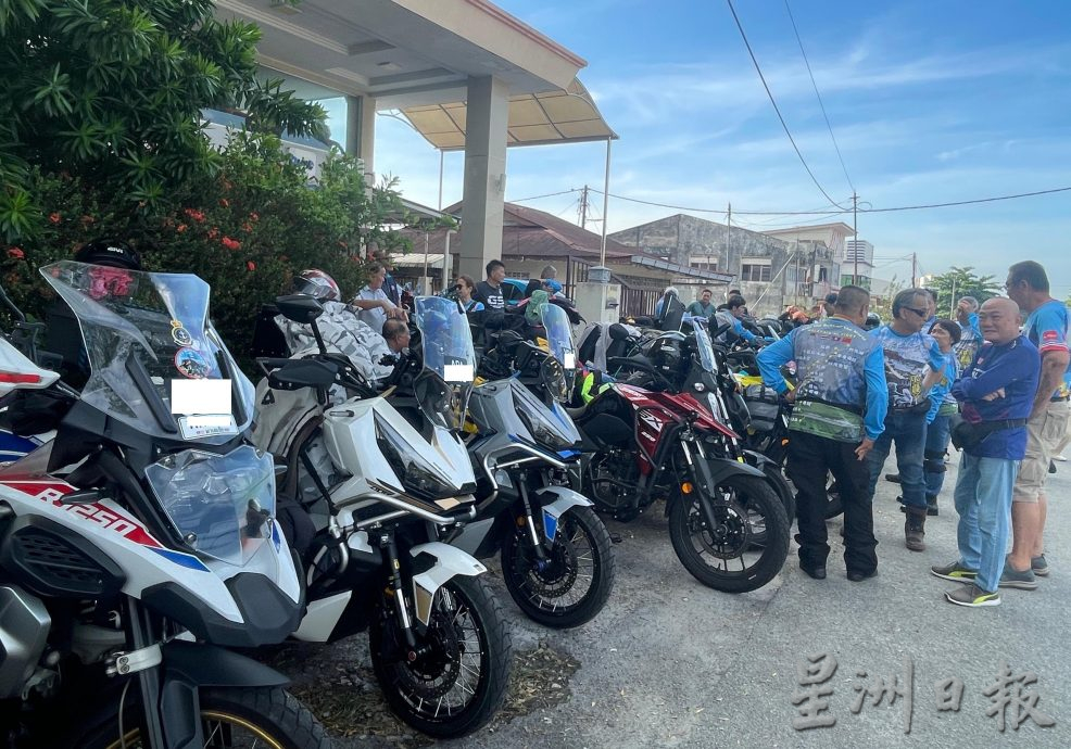 46天跨国摩托游启程 怡摩托车友远征西藏