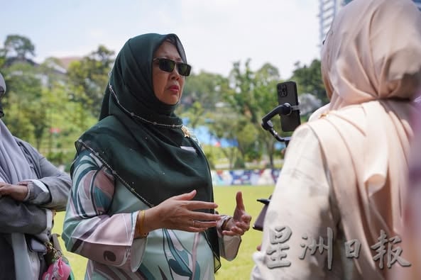 大都会(版2副文)/跟进默布草场是否开放使用