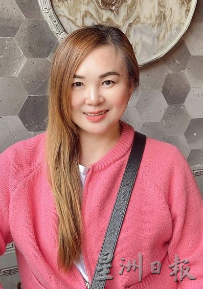 (古城封面主文)中秋月饼市场比拼口感与创新盼脱颖而出