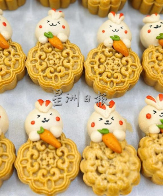 (古城封面主文)中秋月饼市场比拼口感与创新盼脱颖而出